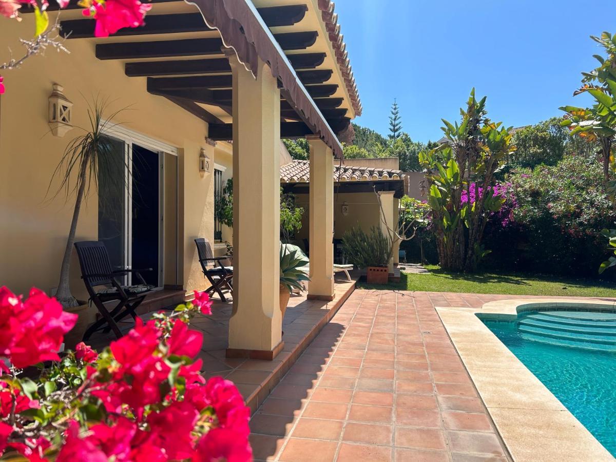 Villa Close To The Beach In Marbella Buitenkant foto